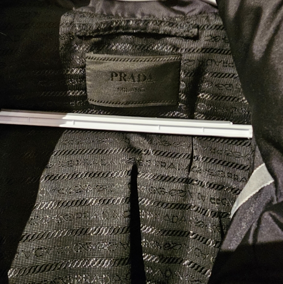 Prada down puffer jacket - Picture 3 of 6